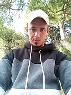 Snapshot of JuanD_vero chatting on November 2025 08:31:01 AM JuanD vero online show from November 2025 08:31:01 AM