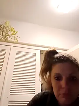 CasalTopaTudo online show from October 2025 04:13:02 AM