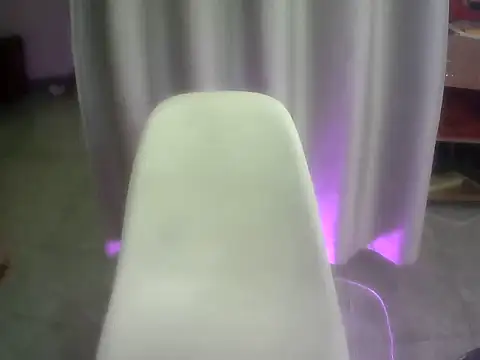 Snapshot of Linngao chatting on October 2025 04:45:02 AM Linngao online show from October 2025 04:45:02 AM