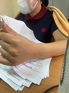 Snapshot of ThuPhuong-Tr chatting on October 2025 01:58:02 AM ThuPhuong-Tr online show from October 2025 01:58:02 AM