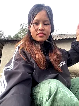 O o UwU o O online show from November 2025 01:39:02 AM