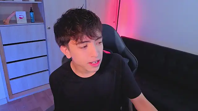 onlinenico online show from October 2025 08:06:02 PM