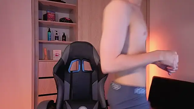 onlinenico online show from November 2025 11:04:02 PM