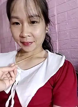 Happy-nice01 online show from November 2025 02:33:02 AM