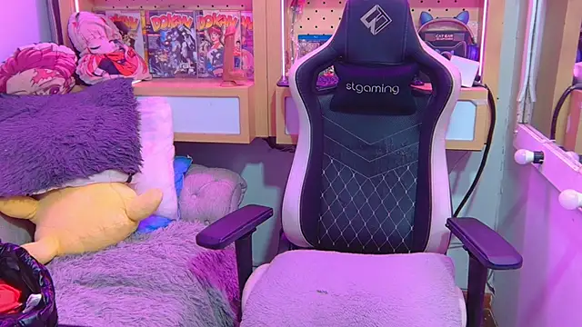 Carrie hall online show from November 2025 12:24:01 AM