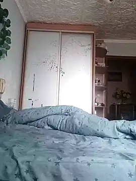 GlamMilena online show from October 2025 12:17:02 PM