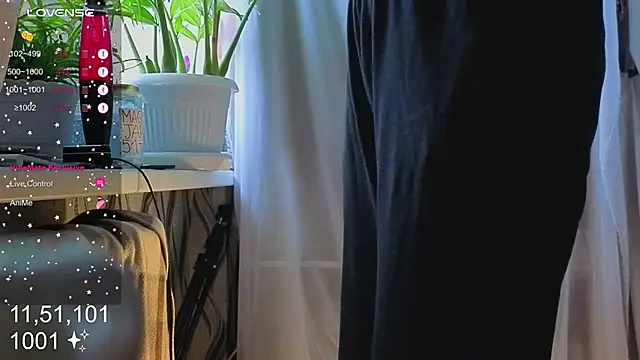 HoneyLem0n online show from October 2025 04:02:01 AM