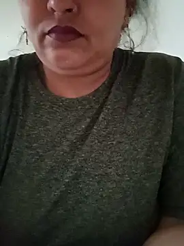 Snapshot of angel_ridhi chatting on June 2026 01:32:02 AM angel ridhi online show from June 2026 01:32:02 AM