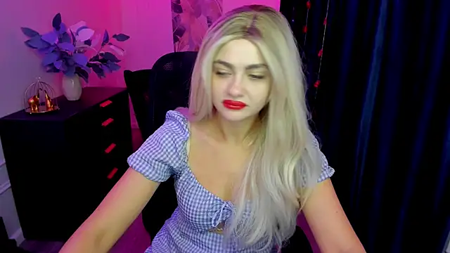 LeslieMineg online show from November 2025 11:43:02 AM