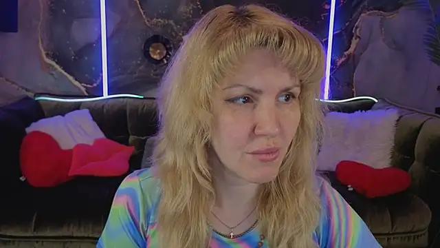 NatalyChanell online show from September 2025 08:20:02 PM