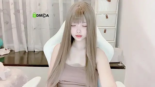 liuruyuan888 online show from October 2025 06:40:02 PM