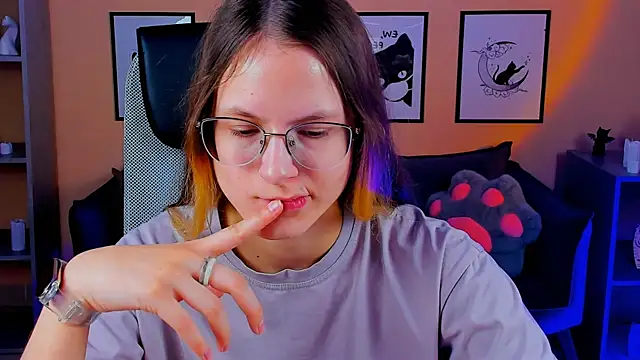 Carrie Rose online show from October 2025 04:11:01 AM