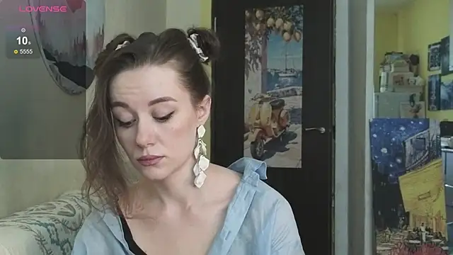 SkyHelen online show from April 2026 06:53:02 AM