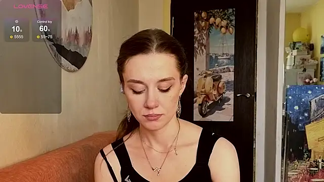 Snapshot of SkyHelen chatting on June 2026 09:08:02 AM SkyHelen online show from June 2026 09:08:02 AM