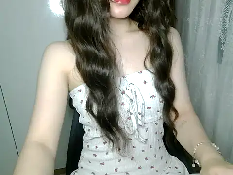 Annabelle-e online show from July 2026 06:59:02 PM