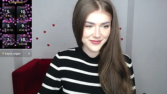 VictiriaDax online show from October 2025 12:05:01 PM