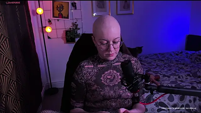 MossPrince online show from November 2025 04:18:02 PM