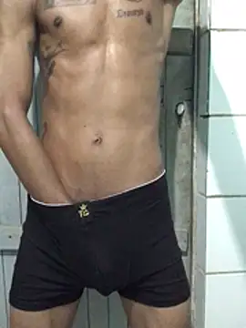 lcsexy45 online show from June 2026 01:36:01 PM