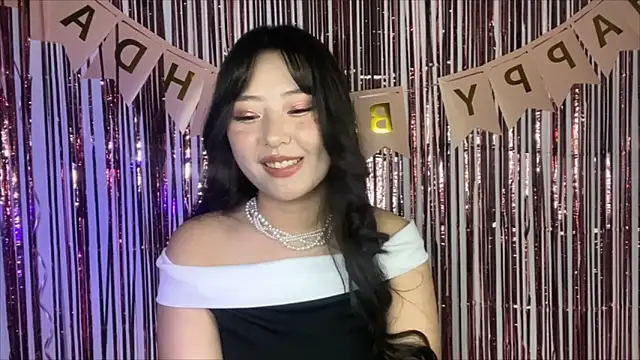 WonderMira online show from October 2025 01:11:02 PM