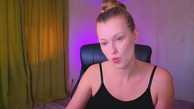 MysticVenus  online show from March 2026 01:26:01 PM