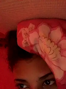 luluzinhax online show from September 2025 01:59:02 PM