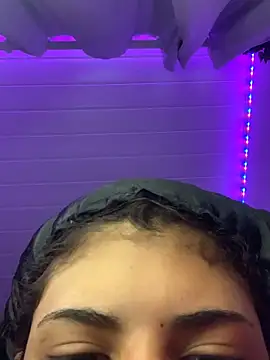 luluzinhax online show from September 2025 02:11:01 PM