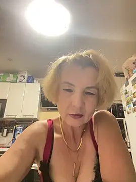 Snapshot of VasylynaLove421 chatting on September 2025 06:29:02 PM VasylynaLove421 online show from September 2025 06:29:02 PM