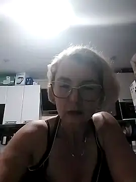 Snapshot of VasylynaLove421 chatting on September 2025 06:41:02 PM VasylynaLove421 online show from September 2025 06:41:02 PM
