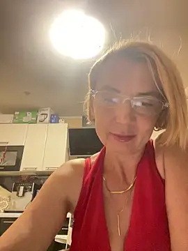 Snapshot of VasylynaLove421 chatting on September 2025 07:35:01 PM VasylynaLove421 online show from September 2025 07:35:01 PM