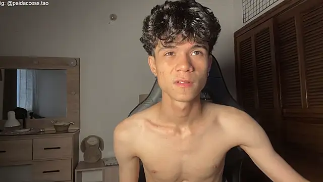 OopsAgain  online show from June 2026 09:14:01 PM