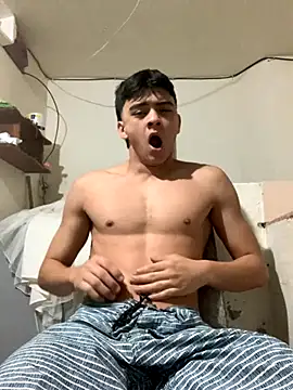 boyhot- - online show from September 2025 10:27:01 AM