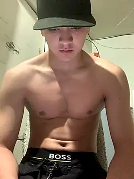 boyhot- - online show from September 2025 03:08:02 AM