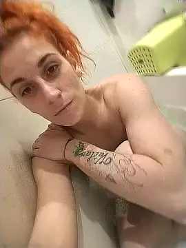  Pipi  online show from April 2026 11:55:01 AM