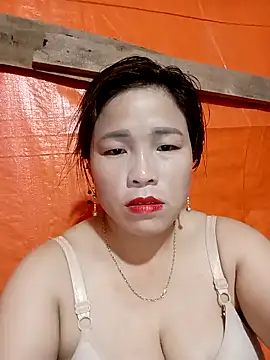 Snapshot of sumy-00 chatting on October 2025 01:31:01 PM sumy-00 online show from October 2025 01:31:01 PM