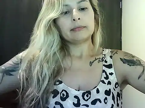 Valery  Rouse  online show from December 2025 08:05:01 PM