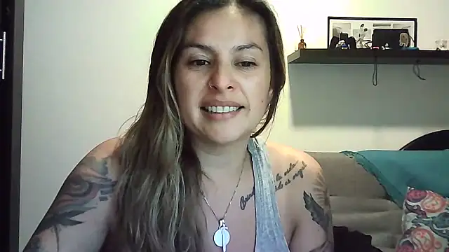 Valery  Rouse  online show from June 2026 10:56:02 PM