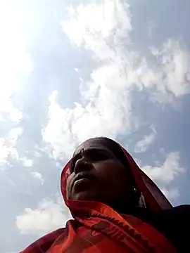 Hot-honi online show from October 2025 08:58:01 AM