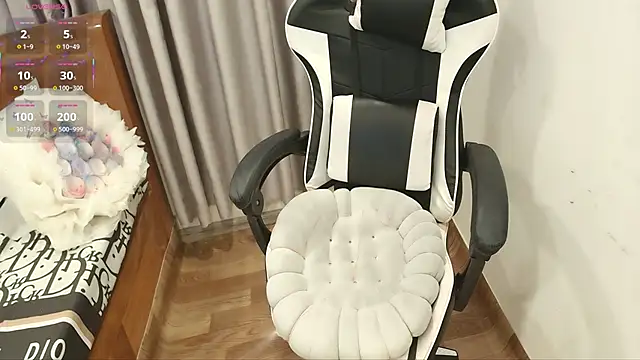 Snapshot of Bae_Gigii chatting on February 2026 01:58:01 PM Bae Gigii online show from February 2026 01:58:01 PM