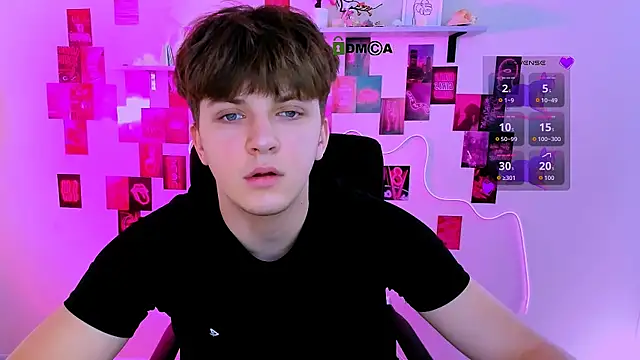 travis wolf  online show from March 2026 08:37:01 AM