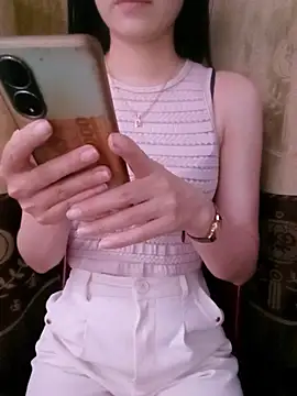 CherryBeii online show from July 2026 05:01:01 PM