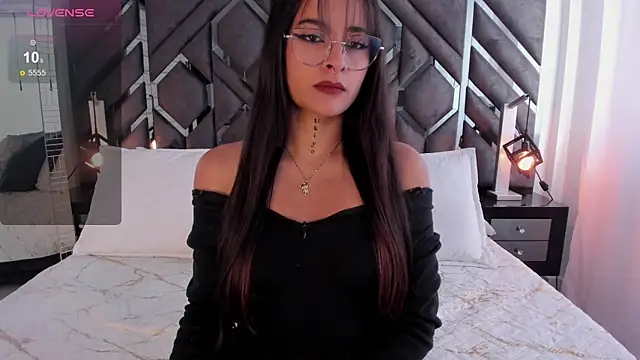 Lilith Blaze1 online show from October 2025 12:52:02 PM