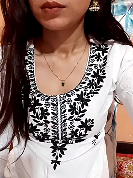 siya rani67 online show from April 2026 01:41:01 PM