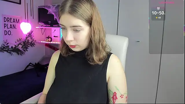 DianaGalaxy online show from November 2025 09:59:01 PM