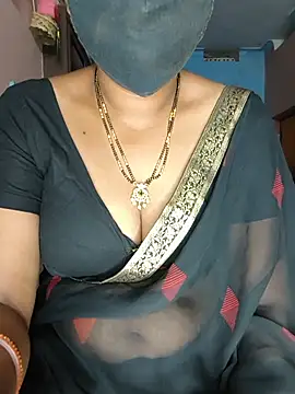 Snapshot of SindhuHappy chatting on June 2026 11:40:01 PM SindhuHappy online show from June 2026 11:40:01 PM