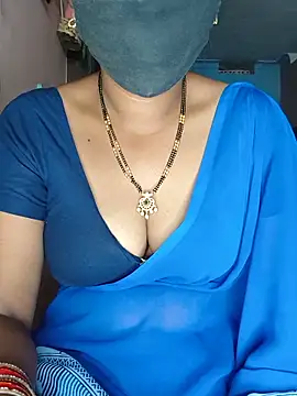 Snapshot of SindhuHappy chatting on June 2026 11:43:01 PM SindhuHappy online show from June 2026 11:43:01 PM