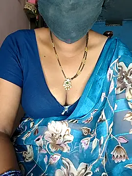 Snapshot of SindhuHappy chatting on July 2026 11:44:01 PM SindhuHappy online show from July 2026 11:44:01 PM