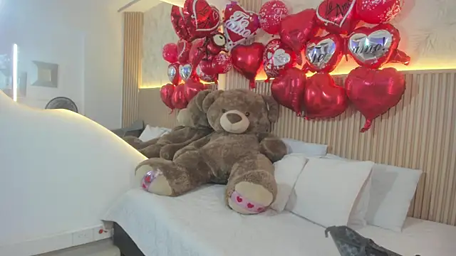 Liss-Reyes online show from February 2026 01:31:02 PM