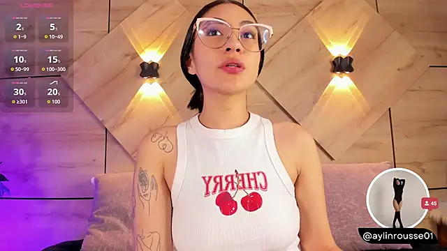 aylin rousse online show from November 2025 07:57:01 PM