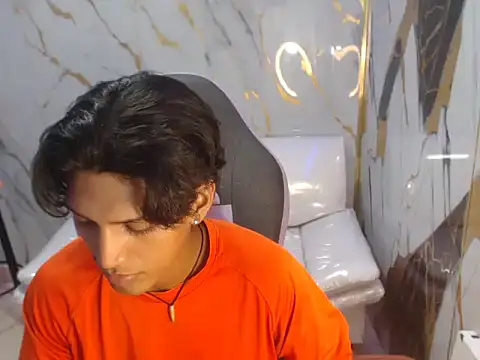 Snapshot of bull_cam chatting on September 2025 07:05:01 PM bull cam online show from September 2025 07:05:01 PM