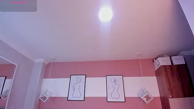 Mia Valentine  online show from November 2025 08:21:02 PM